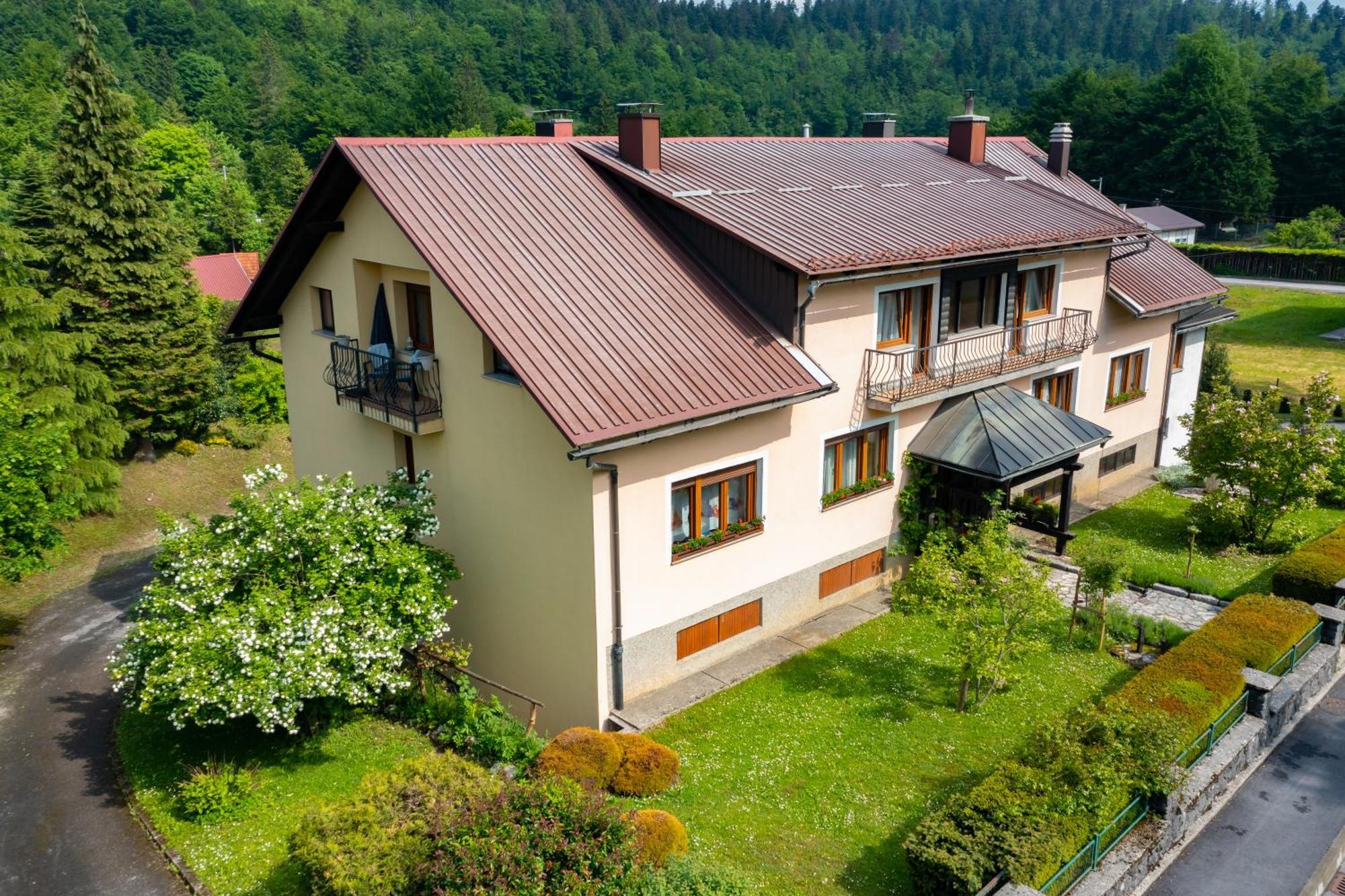Apartmani Gruzdovo Delnice Exterior photo